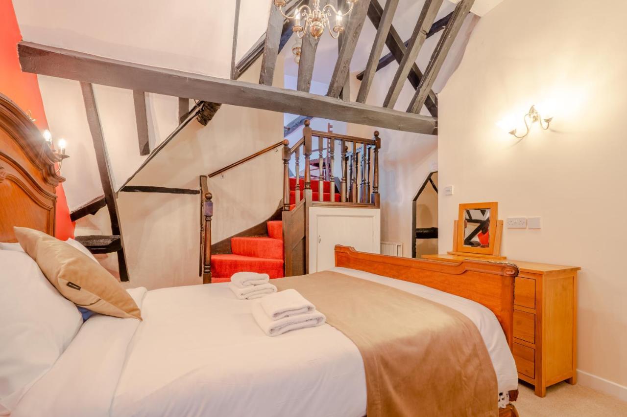 Crown Hotel Cotswold 블로클리 외부 사진