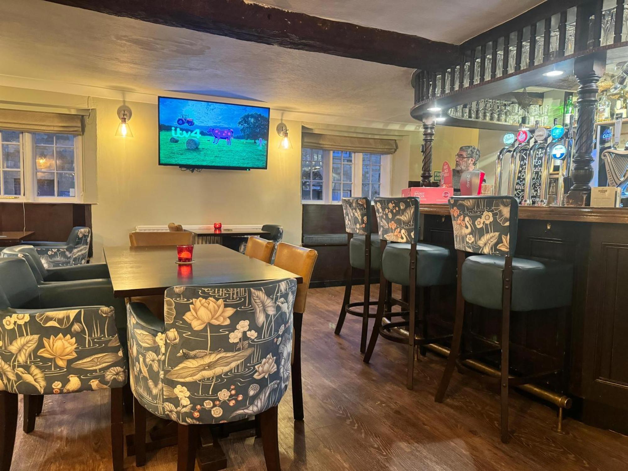 Crown Hotel Cotswold 블로클리 외부 사진
